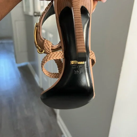- Gucci ankle strap heels - Picture 5 of 6